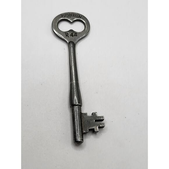 Vintage Corbin R44 Clock or Cabinet Skeleton Key 3” Nickel Steel - Picture 3 of 4